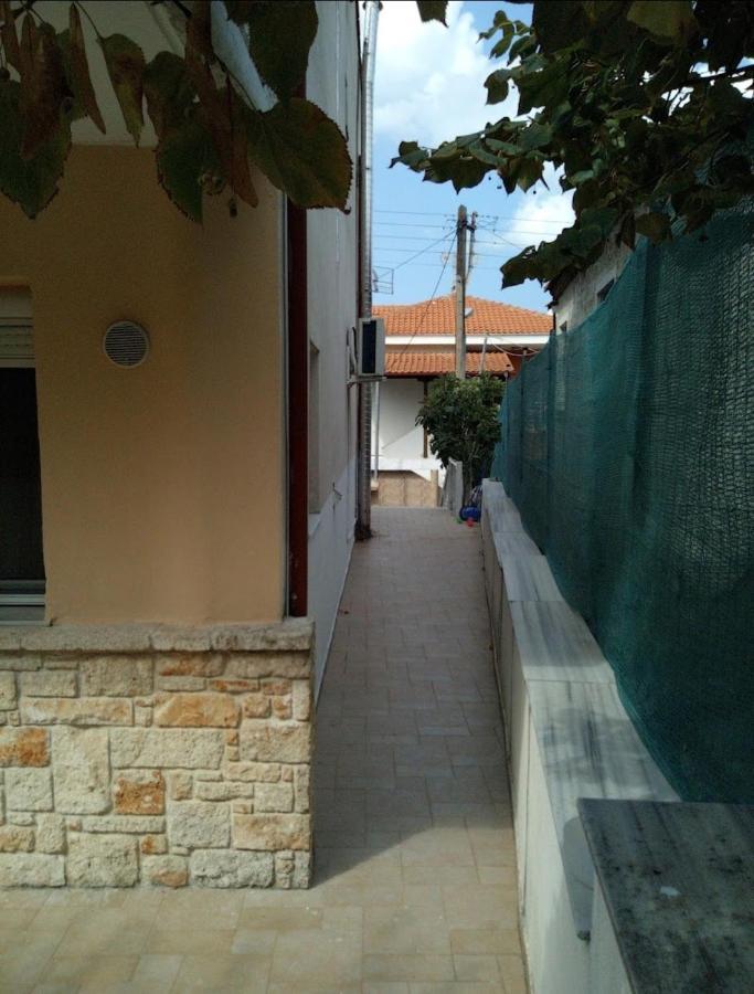 Chéz Vasŏ ** leisure maisonette** Kassandra Esterno foto